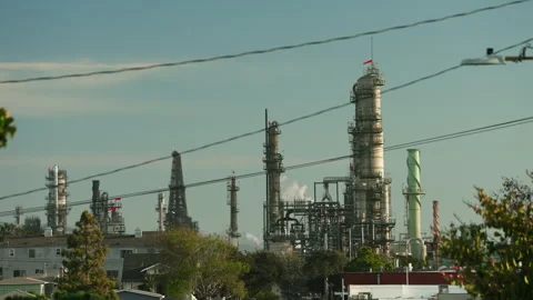 Refinary in Los Angeles, slow motion 4k Stock Footage 318283915