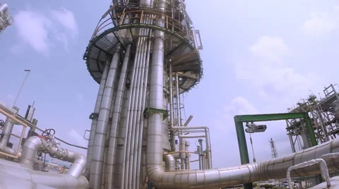 Refinery factory day time Video stock 36712949
