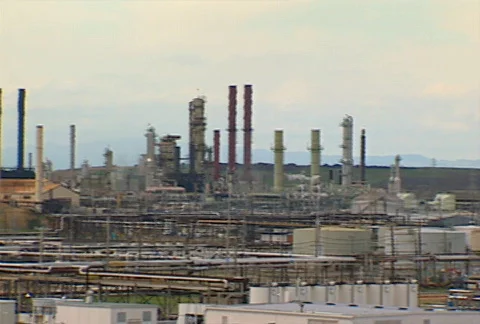 Refinery fire 07 Stock Footage 495578