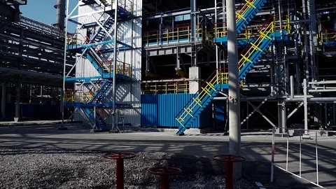 Refinery, Oil refinery Видео 75403511