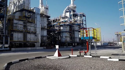 Refinery, Oil refinery 库存影片 75403592
