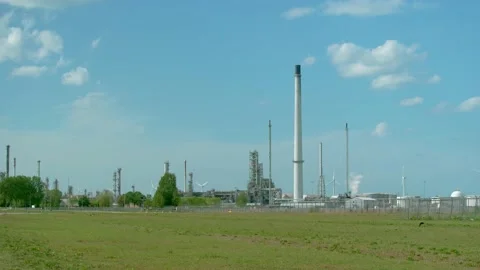 Refinery [panorama] Stock Footage 131649831