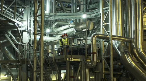 Refinery workers Stock-Footage 68838838