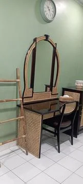 Reflecting is Important 写真素材