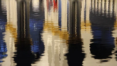 Reflection of Arch Ways of Sheikh Zayed Mosque Stock Footage 86631995