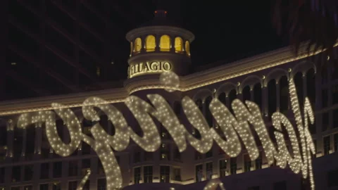 Reflection of Bellagio casino Stockbeeldmateriaal 336669648