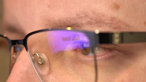 Reflection of the Computer Screen in Glasses. Stock Footage 152145008