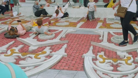Reflection of different people in tilted wall made of mirror Stock Footage 98342793