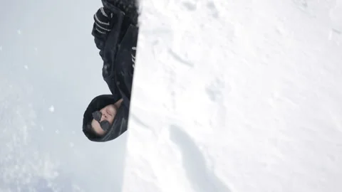 Reflection of a girl in the mirror 스톡 동영상 105896779