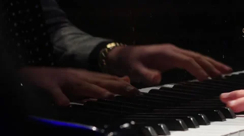 Reflection  of Hands play on the piano Video stock 59415475