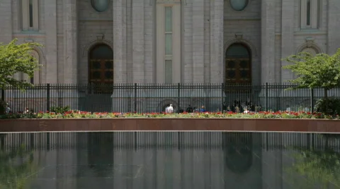 Reflection pool cart Salt Lake City P HD 0713 Video stock 468162