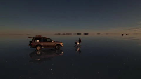 Reflection at Salar de Uyuni, Bolivia Stock Footage 197302540