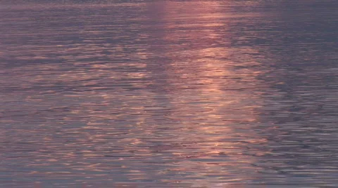 Reflection of the setting Sun in Ocean surface Video stock 480906