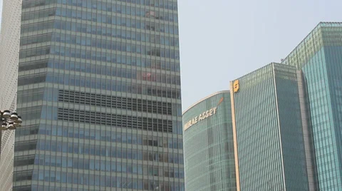 Reflection of Shanghai Perl Tower Stock Footage 39393887