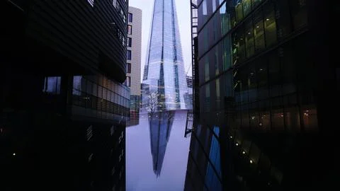 Reflection of the Shard 库存照片