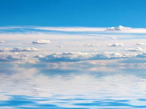 Reflection of sky in water Foto stock