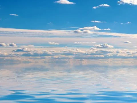 Reflection of sky in water Foto stock