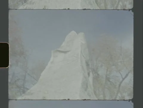 REFLECTION TO STATUE Video stock 201447754