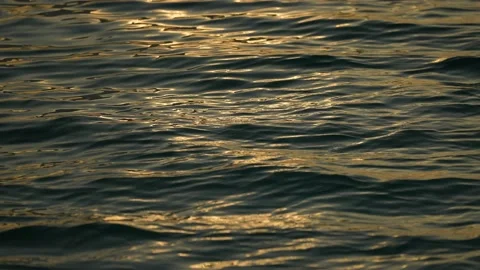 Reflection of sunlight over lake surface in slow motion. 4k footage Stock-Footage 193129026