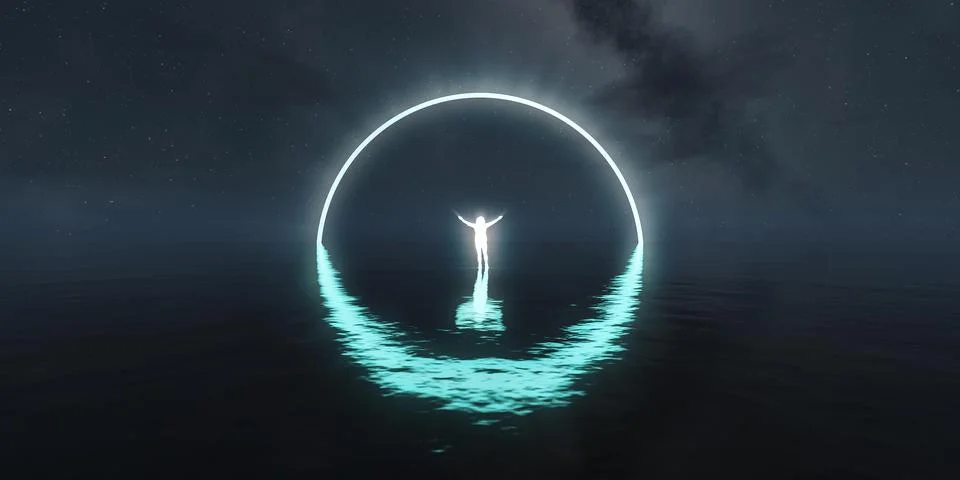 Reflection on water with bright glowing circle ring at nigth. Illustrazione stock