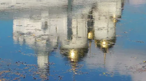 Reflection on the water (Monastery) 2 库存影片 42125785