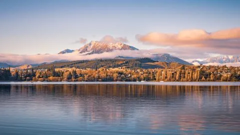 Reflections of Mt Maude on Lake Wanaka Stock Photos