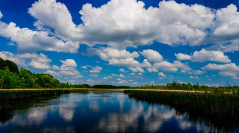 Reflections - Spring Clouds - 4K Time Lapse Vidéo 46592019