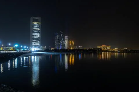 Reflections with a view to downtown Abu Dhabi Stock Photos