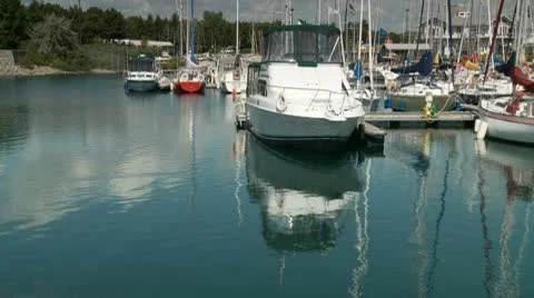 Reflections_HD Stock Footage 10600238