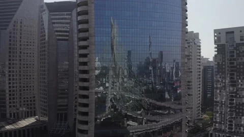 Reflexo da ponte estaiada Stock Footage 139933597