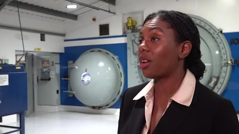 'Reform clearly believe that the rules don't apply to them' says Kemi Badenoch Video stock 344689161