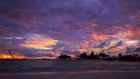 For Refreshing 库存影片 212968215