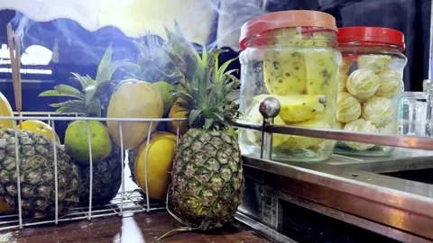 Refreshing Juice Shop During Summer Serving Fresh Fruit Drinks Видео 335378801