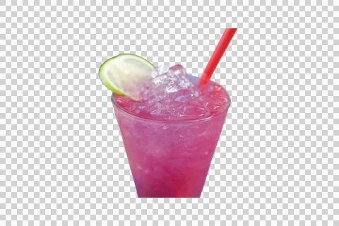 Refreshing Red Lemon Soda With Lime Garnish and Ice Cubes on Transparent Foto stock