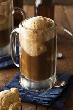 Refreshing Root Beer Float with Vanilla Ice Cream Stock Photos