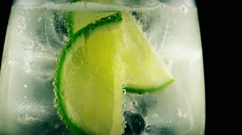 Refreshing summer cocktail with lime and tonic Stock Footage 65366845