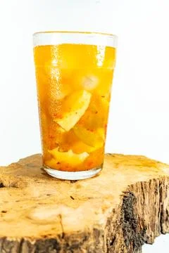 Refreshing tropical fruit pickle featuring sliced young mango, bilimbi, and l Foto stock