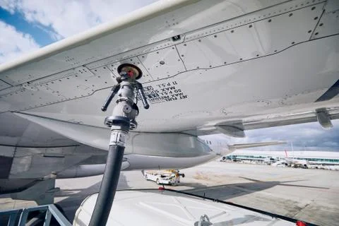 Refueling of airplane Foto stock
