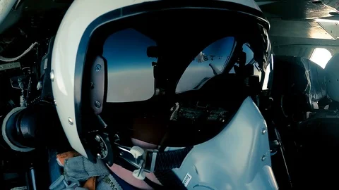 Refueling in the pilot's helmet Vidéo 124400392