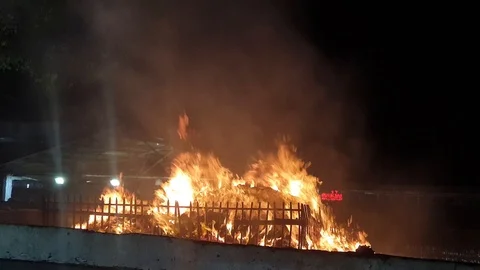 Reglious fire in Sabarimala in Kerala. This is called as Karpoora azhi Stock Footage 124439507