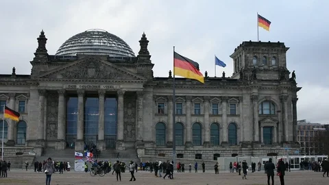 The Reichstag in Berlin 스톡 동영상 101095769
