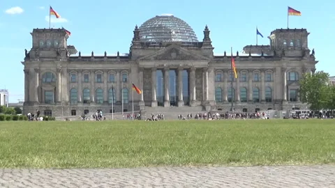 Reichstag building Stock Footage 94287651