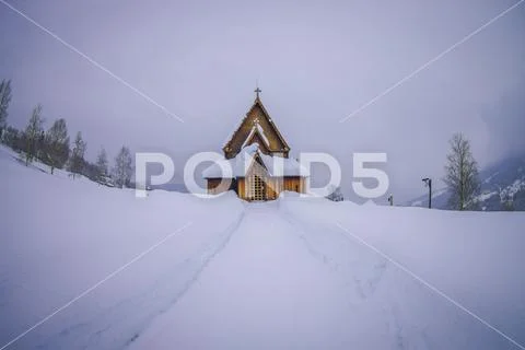 Reinli, Norway - March 26, 2018: Gorgeous outdoor view of Reinli stave Church Stock Photos