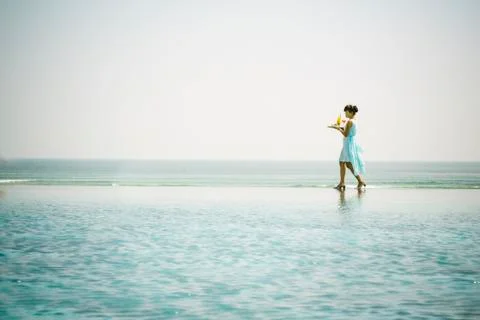 Relax on	Swimming Pool 库存照片