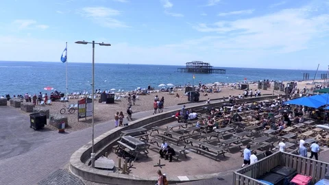 Relaxing on Brighton beachfront Stock Footage 114817111