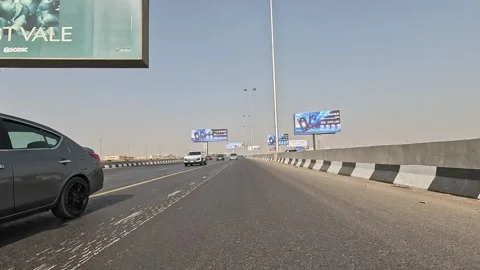 Relaxing Drive Along Cairo Ring Road Watching the Energy of the Capital Roads Vidéo 329833678