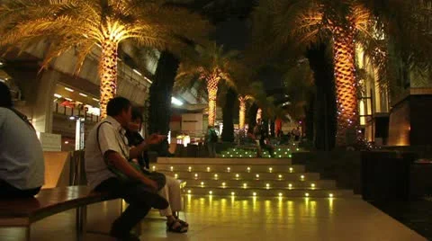 Relaxing at the Mall 스톡 동영상 9000313