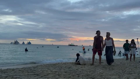 Relaxing sunset view from Boracay white beach Philippines sun over Pacific ocean 動画素材 339155944