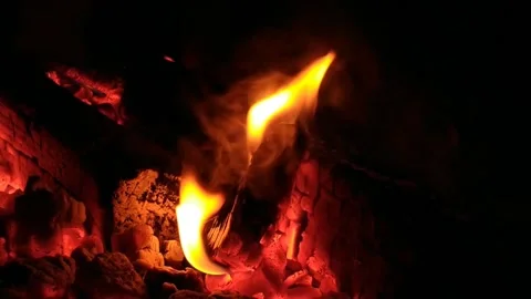 Relaxing video of fire in the fireplace Stock Footage 195089860