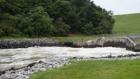 Release Stock Footage 95025840